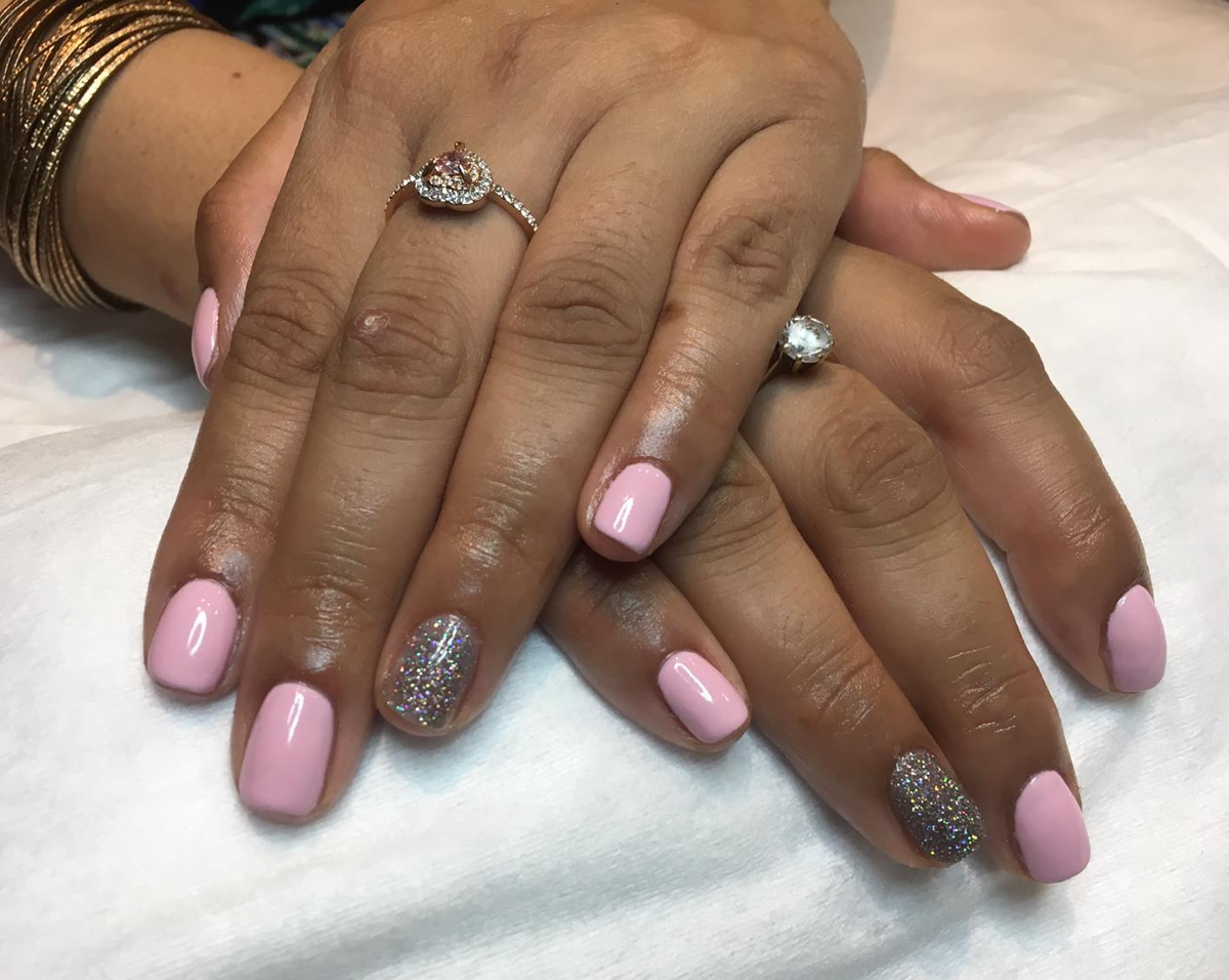 Manicura Opi permanente color fantasia | Wapas Peluqueria manicura permanente color fantasia opi