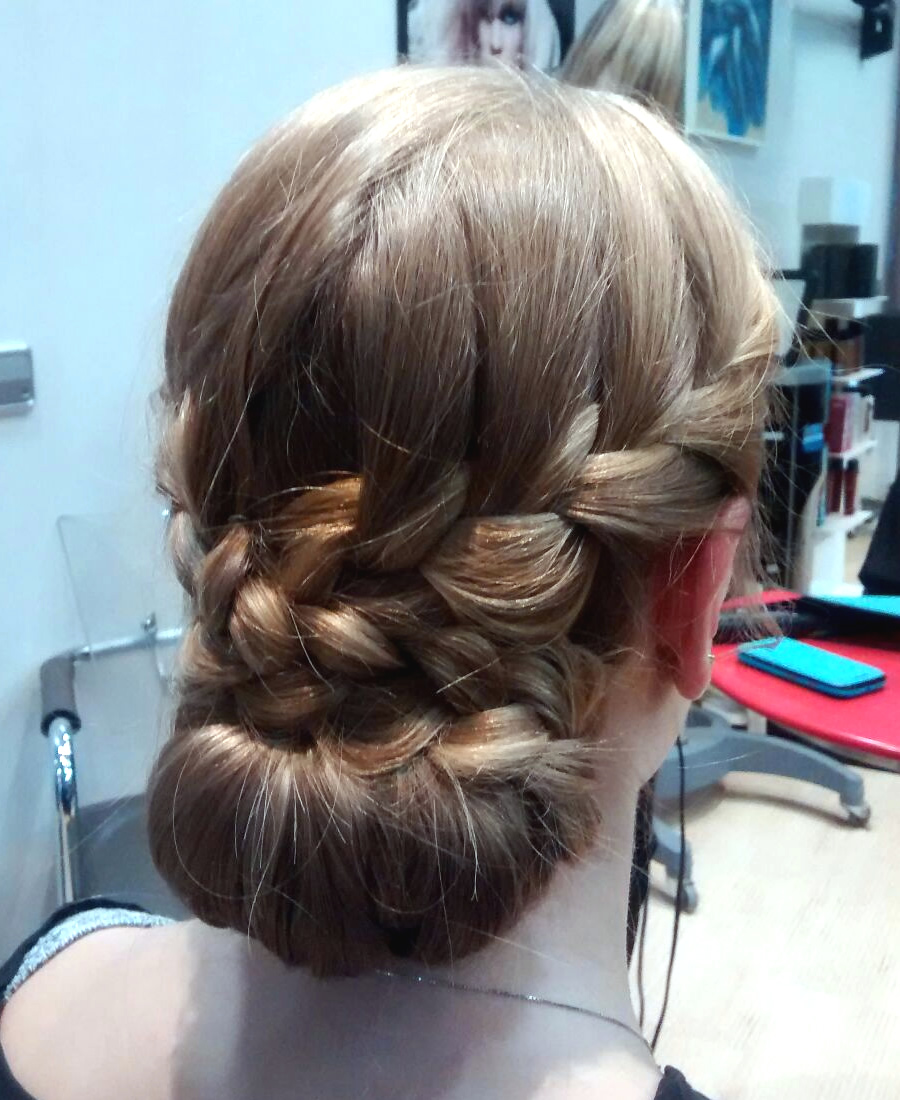 Recogido Bajo | Wapas Peluqueros recogido bajo